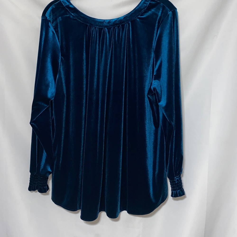 NWT INTRO STRETCH WO SIZE 2X   DEEP TEAL VELVET TOP FLOWY‎ BUTTON FRONT - Picture 10 of 11